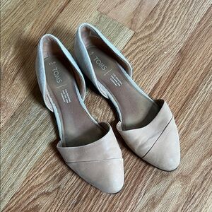 TOMS Women's Beige Flats